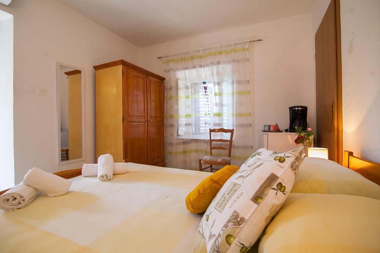 Old Town Accommodation Μπολ Εξωτερικό φωτογραφία