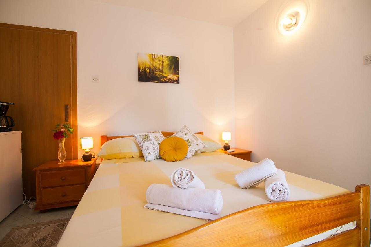Old Town Accommodation Μπολ Εξωτερικό φωτογραφία