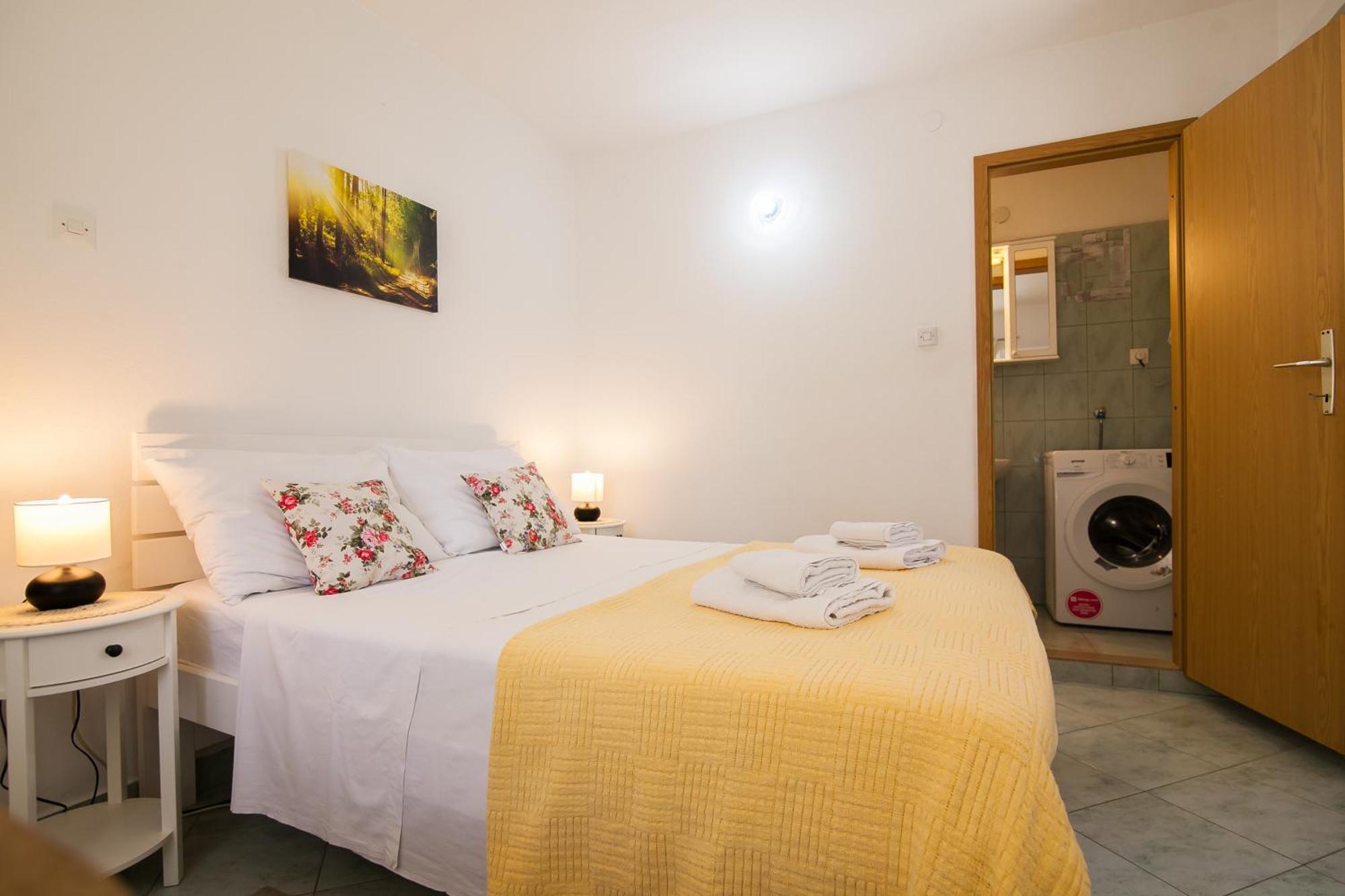 Old Town Accommodation Μπολ Εξωτερικό φωτογραφία